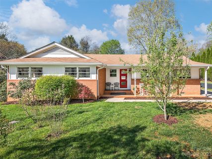 112 Castlerock Drive