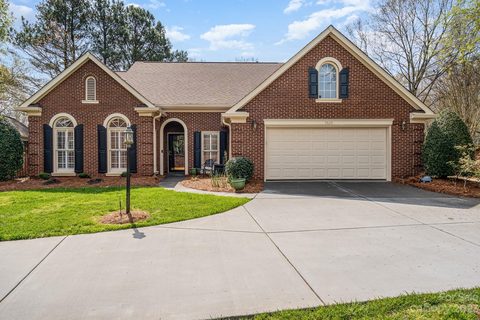 7035 Walton Heath Lane sold home in Pullengreen, Charlotte, NC
