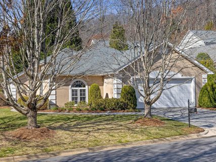 38 Stonebridge Drive