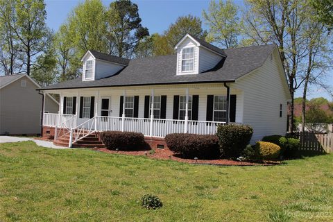565 Strathclyde Way sold home in Highland Creek, Rock Hill, SC