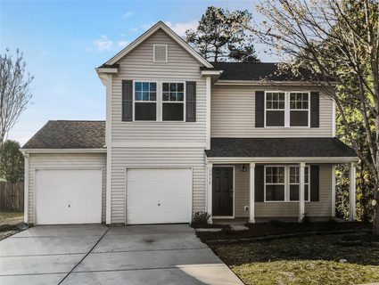 3315 Lemongrass Lane sold home in Stratford Pond, Charlotte, NC