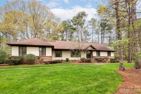 508 Amanda Drive sold home in Providence Woods, Matthews, NC