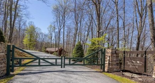 00 Rainbow Trout Drive 2 sold home in Mountain Brook Estates, Spruce Pine, NC