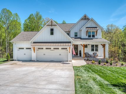 4206 Island Fox Lane sold home in Fox Chase, Denver, NC