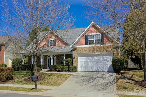 Previously sold for $469,900