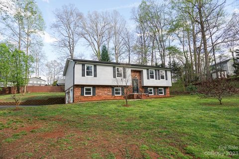 1444 Hardwood Circle sold home in Fairway Acres, Newton, NC
