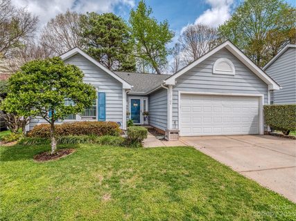 12104 Dolomite Drive sold home in Woodside Village, Pineville, NC