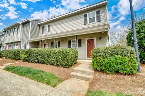6124 Heathstone Lane