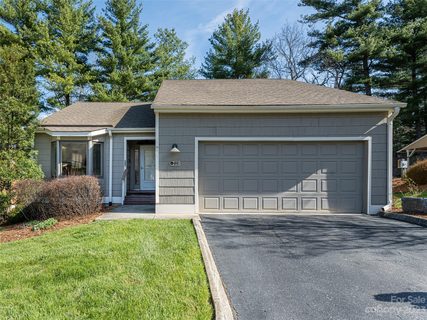 129 Beaver Ridge Road sold townhome in Belvedere, Asheville, NC