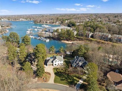 Previously sold for $956,000