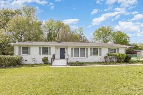 8524 Sharonbrook Drive sold home in Sharonbrook, Charlotte, NC