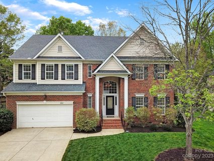 8922 Leitrim Court sold home in Kingston Forest, Charlotte, NC