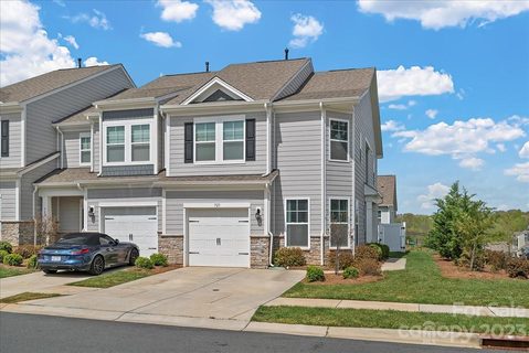 923 Emma Kate Court sold townhome in The Village At Ivy Ridge, Clover, SC