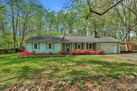 8306 Saddlehorse Lane sold home in Steeplechase, Charlotte, NC