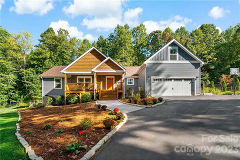 18 Windswept Drive sold home in High Meadows, Candler, NC