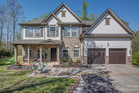 1074 Forbes Road