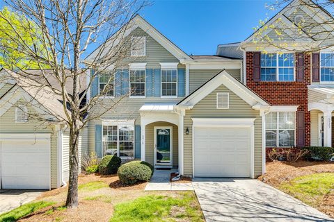 6919 Beverly Springs Drive sold townhome in The Preserve at Beverly Crest, Charlotte, NC