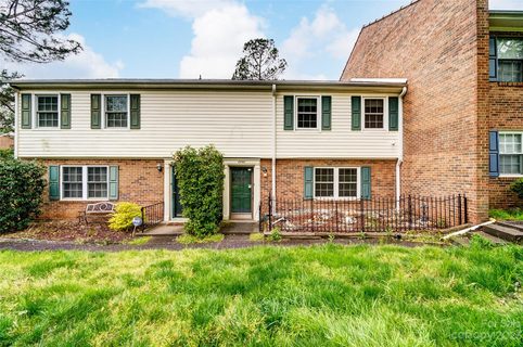 8848 Hunter Ridge Drive