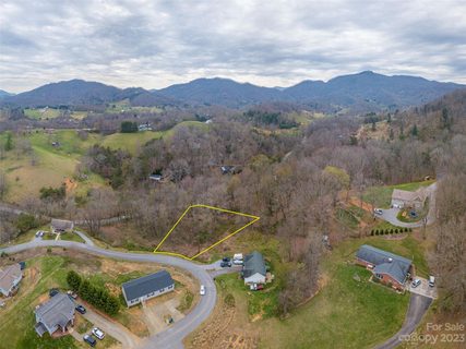 11 Relief Loop sold lot in Barefoot Ridge, Clyde, NC