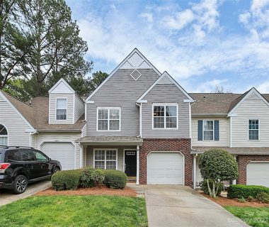 9017 Scotch Heather Way sold townhome in Southgate Commons, Charlotte, NC