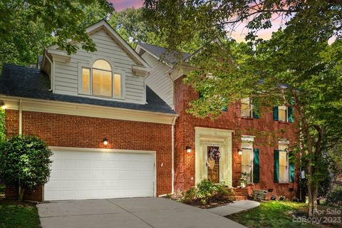 319 Foxfield Lane