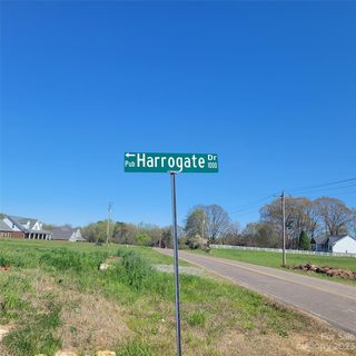 1033 Harrogate Drive 23
