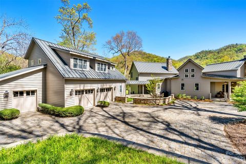 195 Meadow Creek Drive