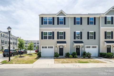 2703 Sydney Overlook Lane sold home in North End Commons, Charlotte, NC