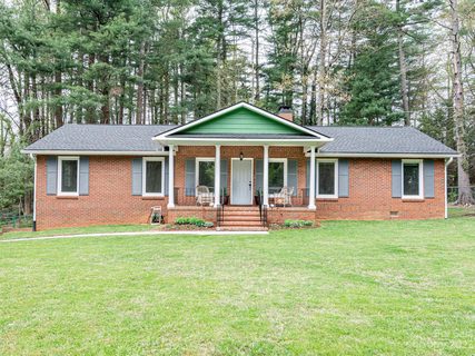 1717 Bluebird Drive sold home in Statonwoods, Hendersonville, NC