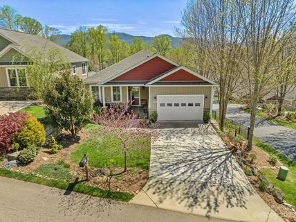 15 Village Overlook Loop sold home in Bee Tree Village Cliffside, Swannanoa, NC
