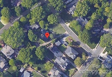 1542 Lynway Drive