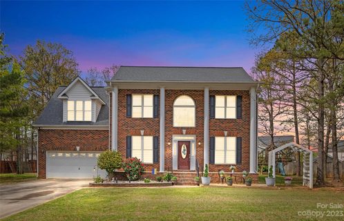 6404 Vonda Court