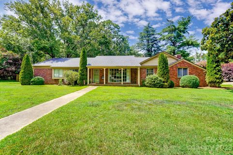 809 Waverly Place sold home in Wendover Hills, Statesville, NC