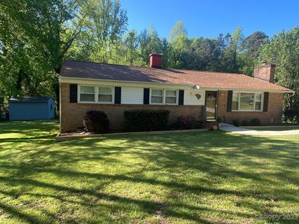 521 Country Club Drive