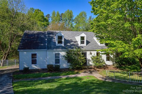 9135 Robert Frost Lane