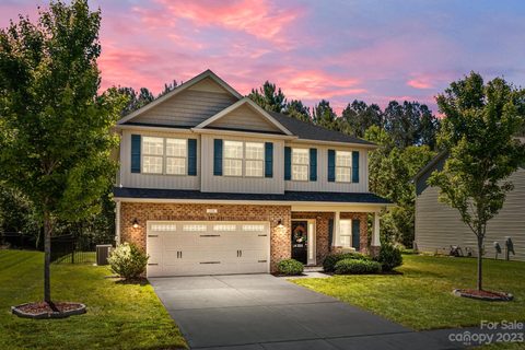 124 Taylors Creek Street