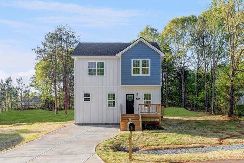 1013 Hunter Valley Road sold home in Rollingwood, Shelby, NC