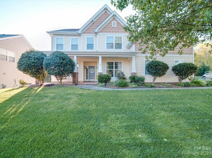7902 Woodmere Drive