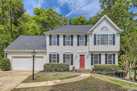 4006 Mozart Court sold home in Turnberry, Charlotte, NC