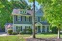 13102 Fairington Oaks Drive sold home in Mint Hill, SC