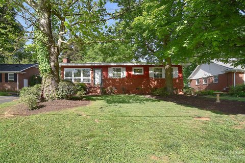 6808 Starcrest Drive