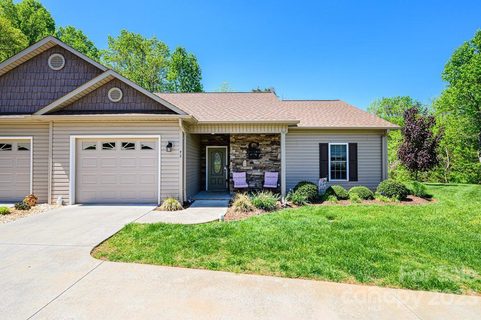 505 2nd Street Place P-2 sold townhome in Conover Manor, Conover, NC