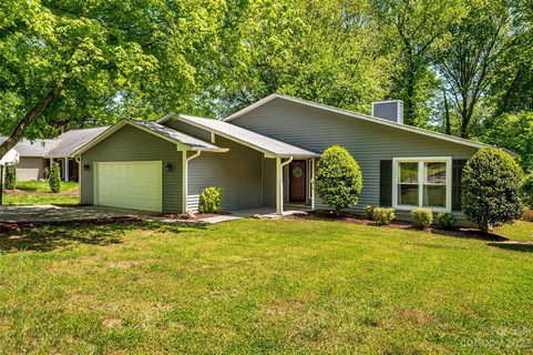 3641 Chiswick Court sold home in Cedarwood, Charlotte, NC