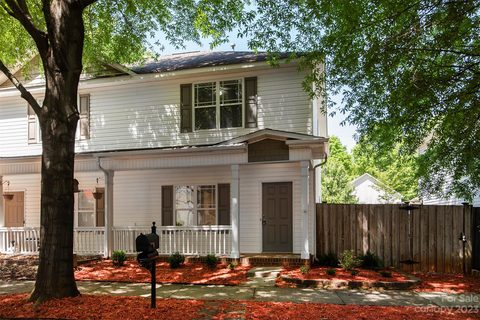 13111 Meadowmere Road