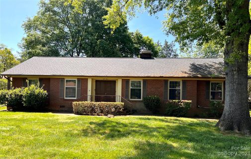 1124 Archdale Drive sold home in Montclaire South, Charlotte, NC
