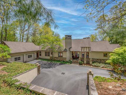 535 Hagen Drive