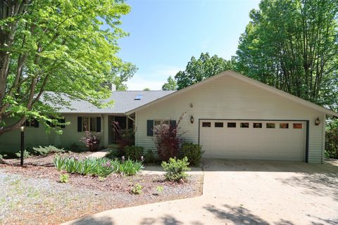 227 Blue Bird Road