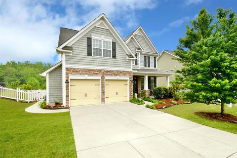 3426 Streamside Drive