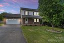 201 Pine Meadows Circle sold home in Hickory, SC