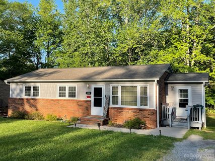 105 Autumn Place